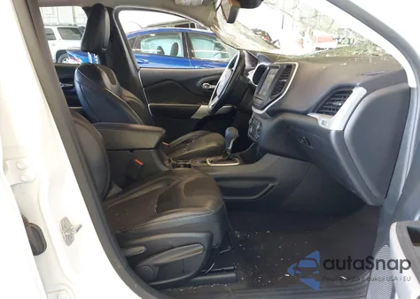 2018 Jeep Cherokee Latitude Plus Fwd из США, поврежденный, VIN 1C4PJLLB1JD563658